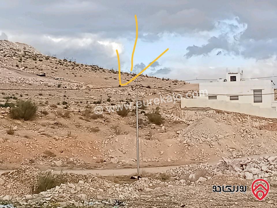 قطعة أرض مساحة 423م للبيع في الزرقاء - شومر