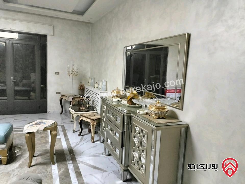 شقة أرضية مساحة 215م داخلي و 170م خارجي للبيع في عمان - شفا بدران 