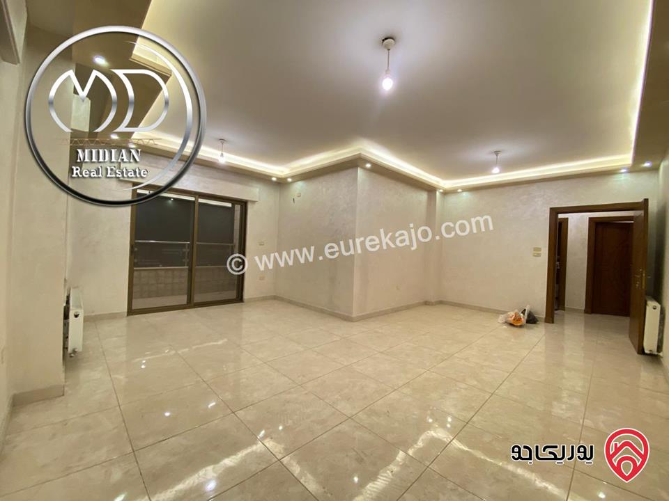 شقق جديدة مساحة 175م  سوبر ديلوكس اطلالة جميلة للبيع في عمان - دير غبار بسعر مميز جداً