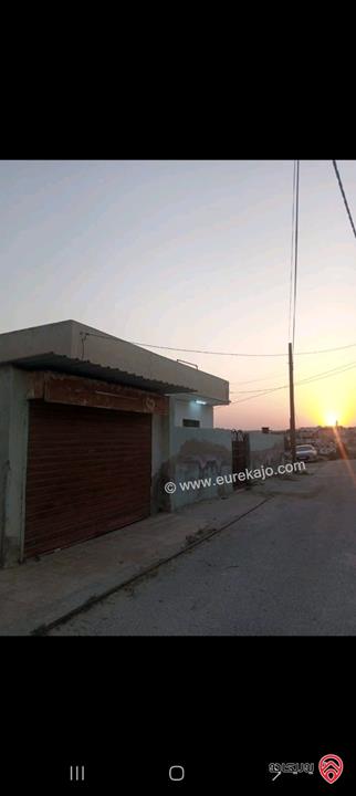 منزل مستقل مساحة 160م على أرض 306م للبيع في المفرق ايدون بني حسن طابقين