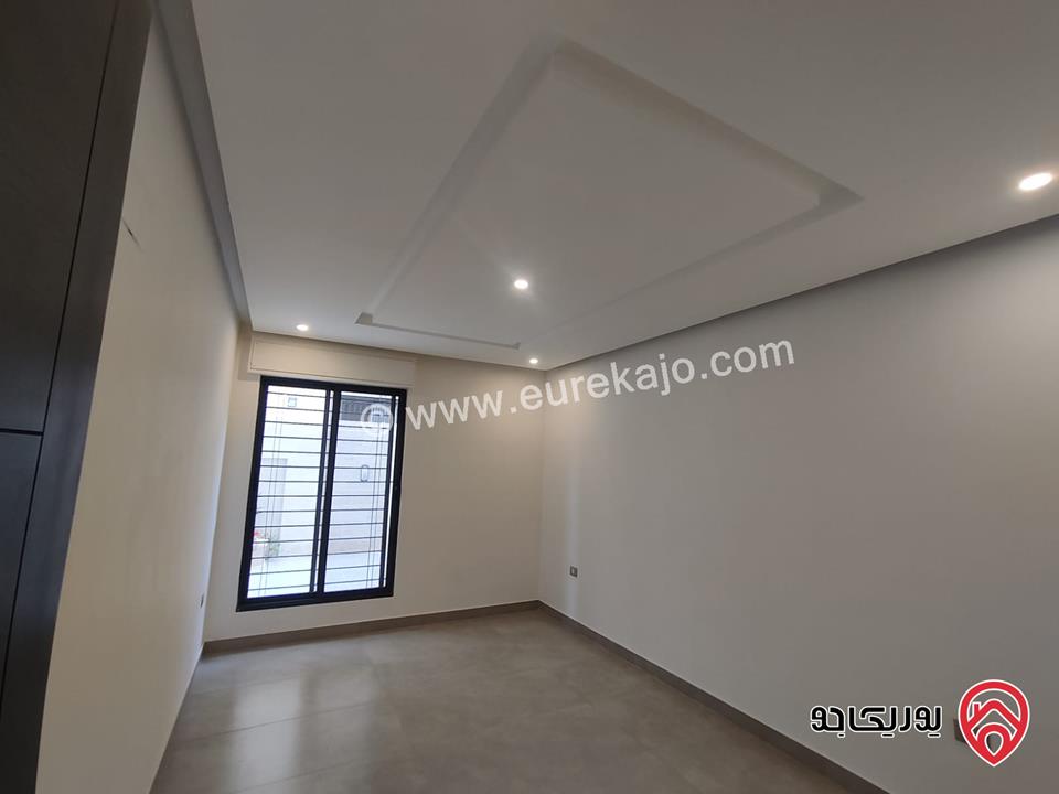  شقق جديدة مساحة 240م للبيع في عمان - حي الصحابة رجم عميش  