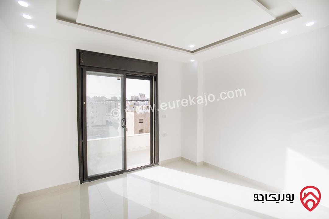 شقة طابق أرضي مساحة 120م للبيع في عمان - ابو علندا