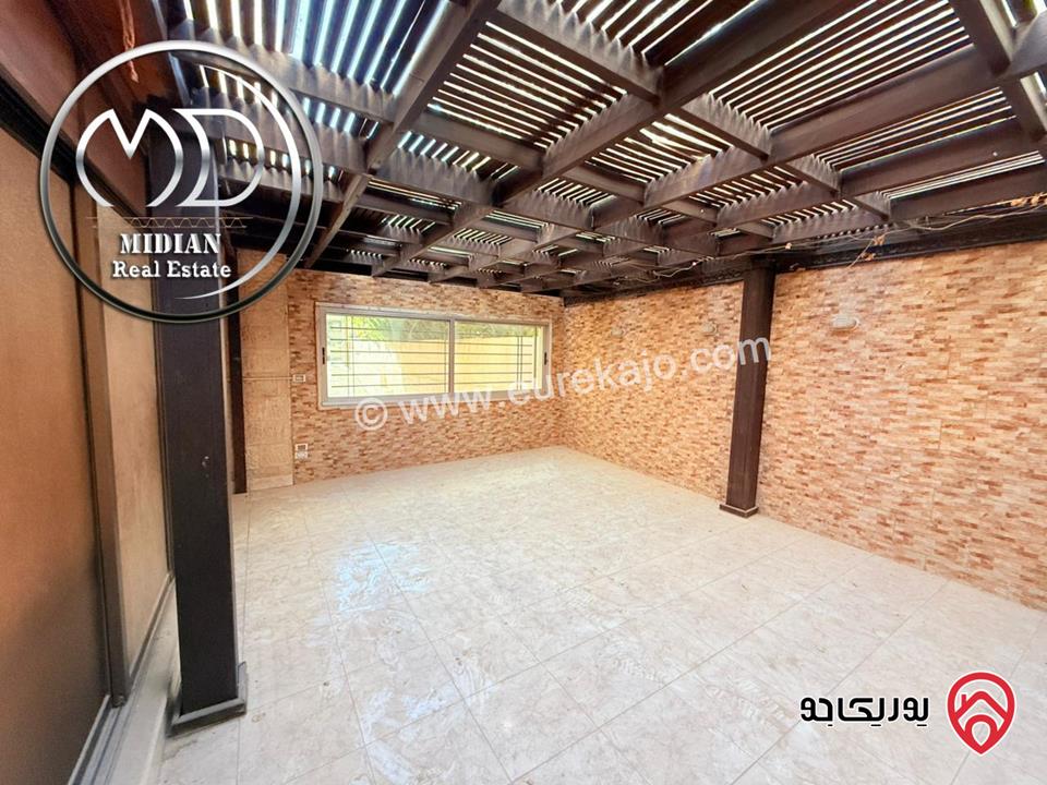 شقة شبه ارضي للبيع في عمان - ضاحية الرشيد مساحة 170م مع ترس 60م تشطيبات سوبر ديلوكس بسعر مميز جداً