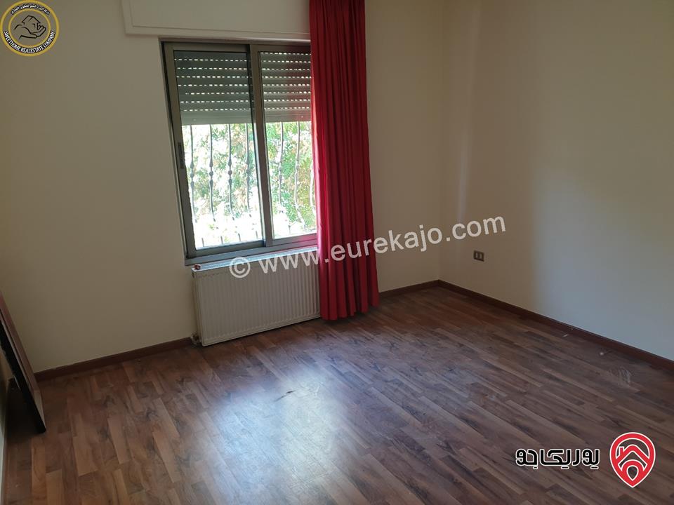 شقة مميزة للبيع في عمان - جبل عمان  - خلف فندق فيرمونت عمان طابق ثاني 200م تشطيب سوبر ديلوكس