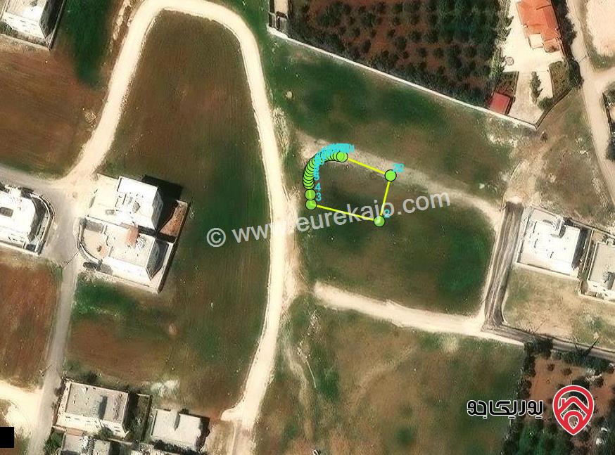 أرض مميزة مساحة 503م للبيع في عمان – اليادودة (قرب إسكان الصيادلة)