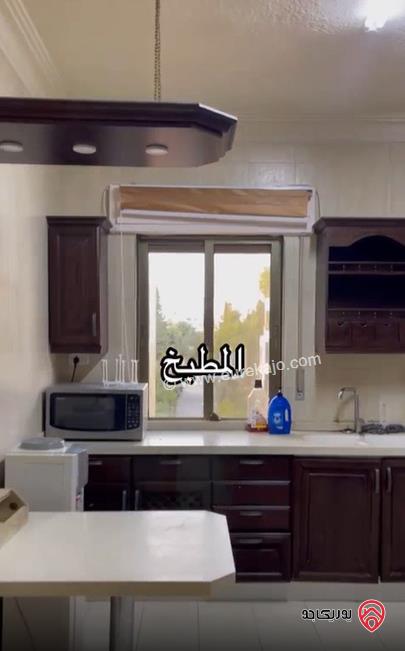 شقة مساحة 200م طابق ثاني للبيع في تلاع العلي	
