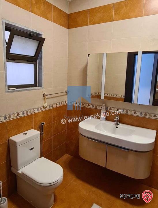 شقة مميزة للبيع في عمان - الكرسي قرب المخابرات طابق ثالث 240م تشطيب سوبر ديلوكس