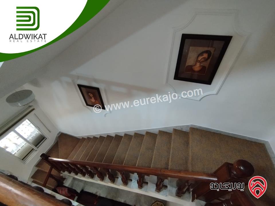 فيلا مساحة البناء 400م ومساحة الارض 430م ومساحة الحديقة 200م للايجار في عمان - ام السماق