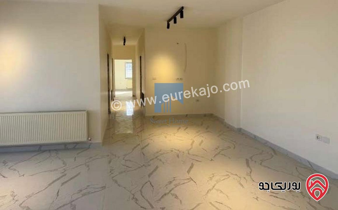 شقة فاخرة للبيع في عمان - الرابية طابق ثالث 205م تشطيب سوبر ديلوكس 