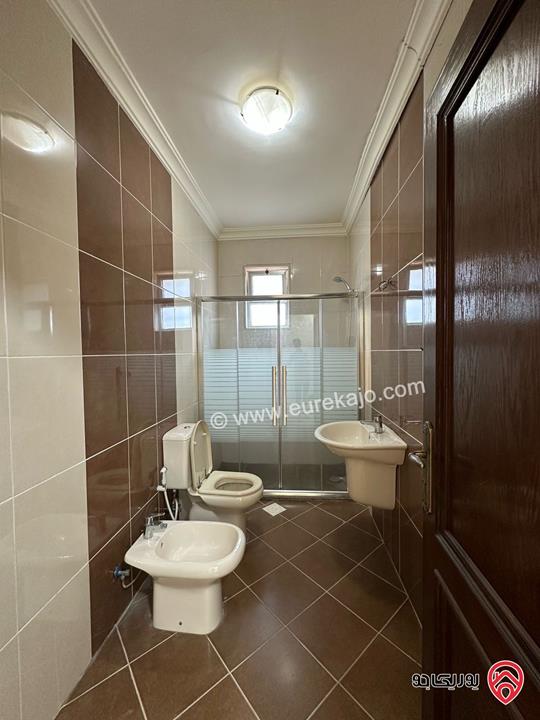 شقة شبه ارضية مساحة 165م للايجار في عمان - عرقوب خلدا 