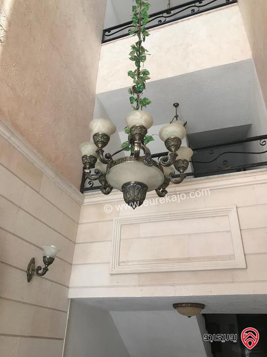 شقة مفروشة مساحة 150م للبيع في عمان -  الكرسي 