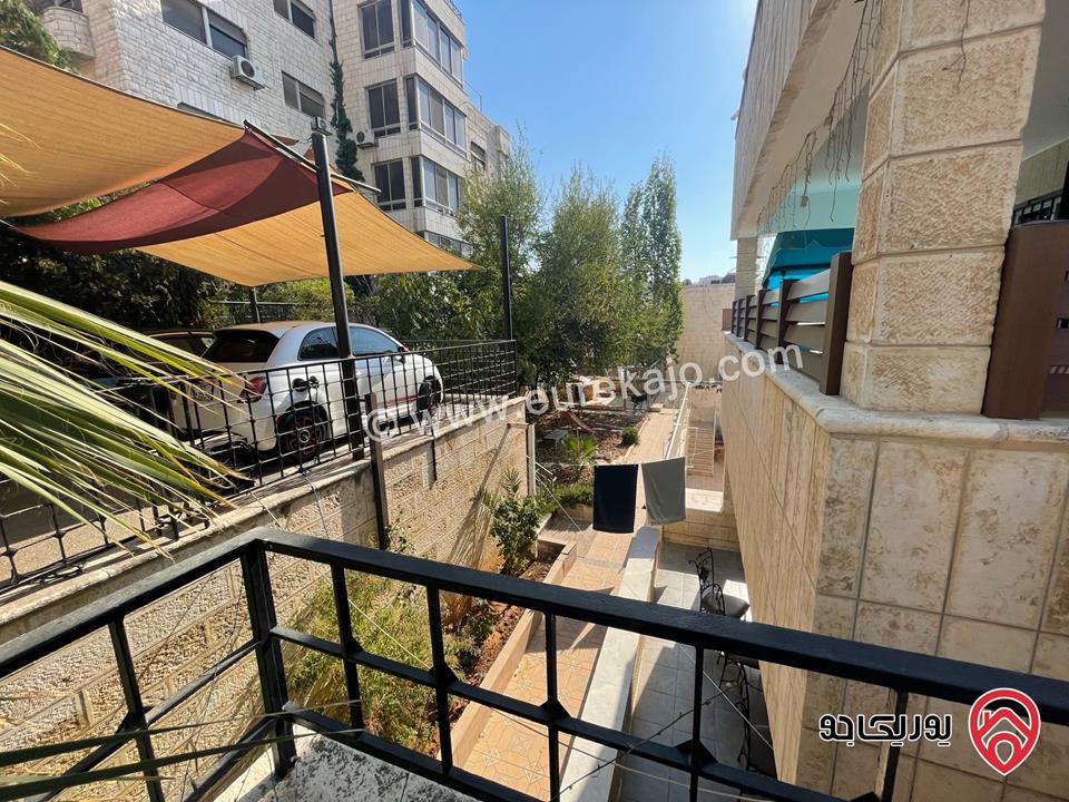 فيلا 3 طوابق على أرض 1 دونم و 19م للبيع في عمان - الجبيهة