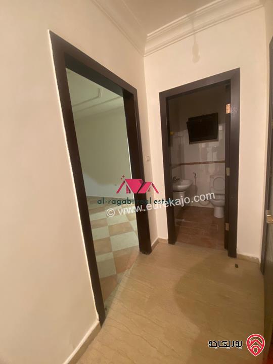 شقة فارغة شبه ارضية مساحة 165م للايجار في عمان - الرابية