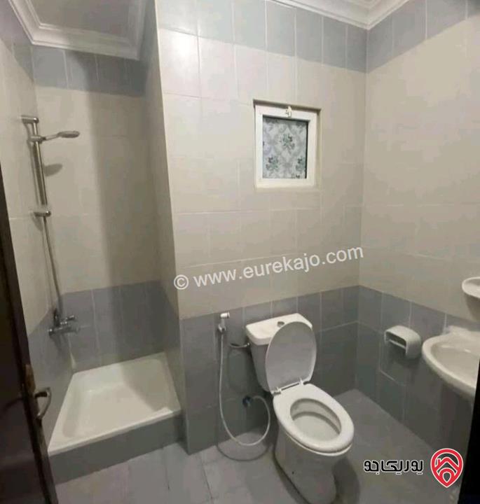 شقة مساحة 118م طابق ثاني للبيع في الزرقاء - مدينة الشرق 