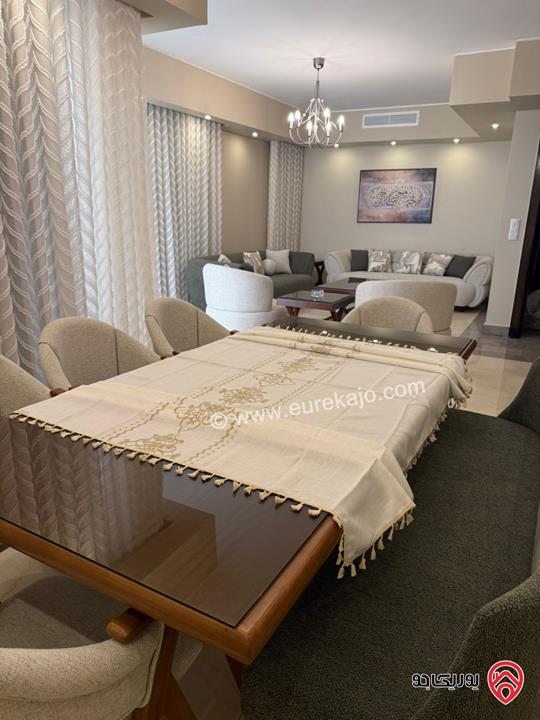 شقة مساحة 170م طابق ثالث للايجار مفروشة في عمان - دير غبار