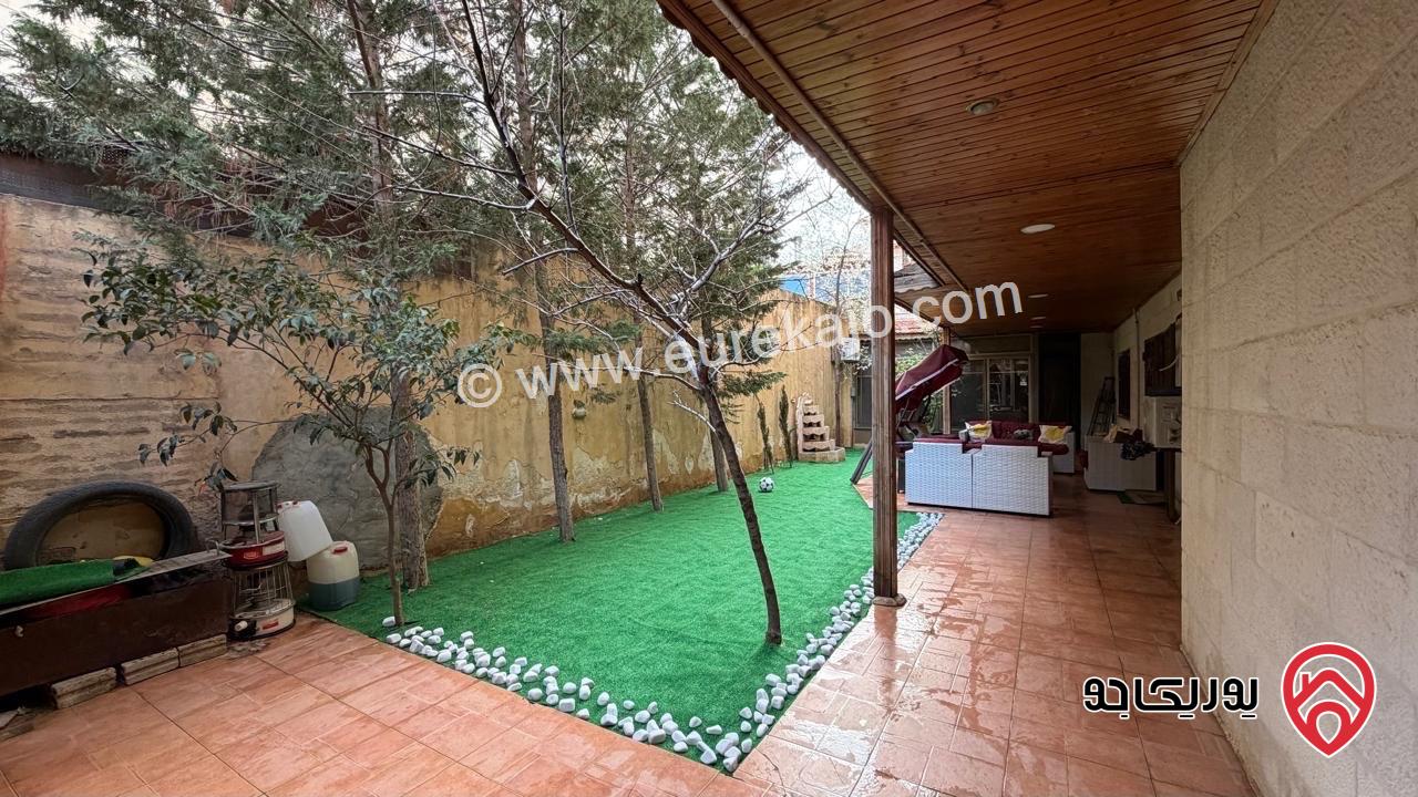 شقة ارضية مساحة 270م داخلي و 50م خارجي للبيع في عمان  - ام السماق