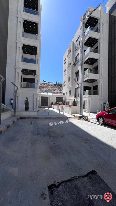 شقة مساحة 140م طابق ثاني للبيع في عمان - الجبيهة ام زويتينة حي المنصور