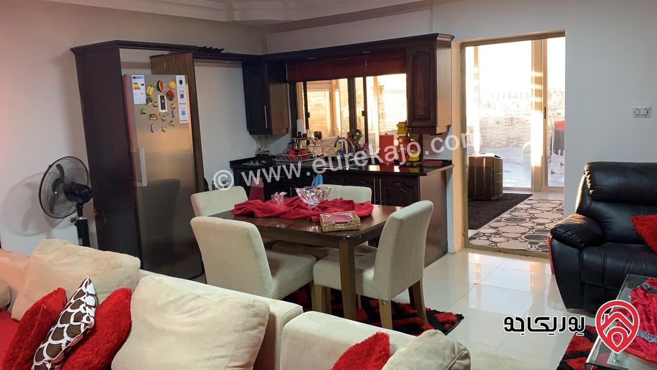 شقة طابق ثالث مساحة 150م مع روف 150م للبيع في عمان - طبربور 