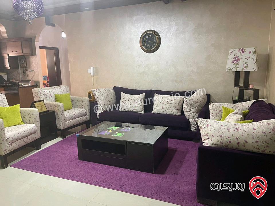 شقة سوبرديلوكس للبيع في الزرقاء - الزرقاء الجديدة مساحة 155م + 20م ارضي معلق