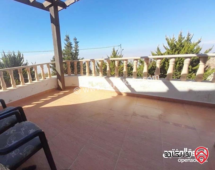 فيلا دوبلكس مساحة 300م على أرض 480م للبيع في مغاريب السلط 