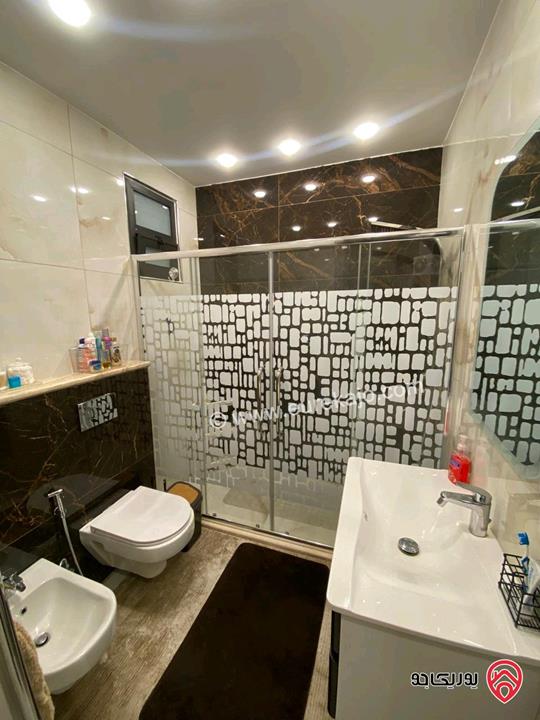 شقة أرضية مساحة 173م داخلي و 170م خارجي للبيع في عمان - مرج الحمام بالقرب من السيفوي