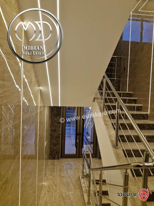 شقة شبه ارضي جديدة للبيع في عمان - ضاحية الرشيد مساحة 125م تشطيبات سوبر ديلوكس تصلح للاستثمار بسعر مميز جداً