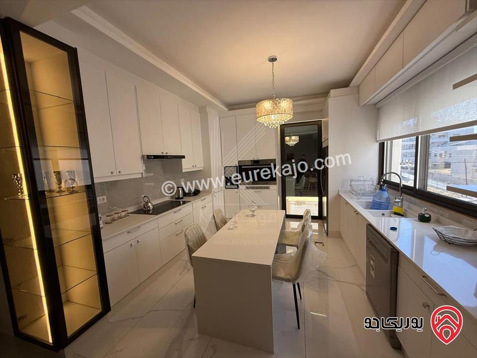 شقة مفروشة فاخرة طابق ثاني مساحة 211م للايجار في عمان - عبدون