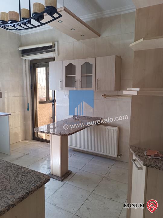 شقة مميزة للبيع في عمان - أم السماق مقابل روان كيك طابق ثالث 120م تشطيب سوبر ديلوكس بسعر مغري