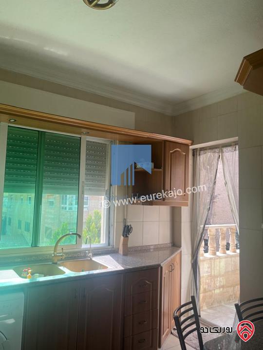 شقة مميزة للبيع في عمان - الجاردنز قرب جريدة الرأي والدستور طابق ثالث 172م مع روف ترس 60م بسعر مغري