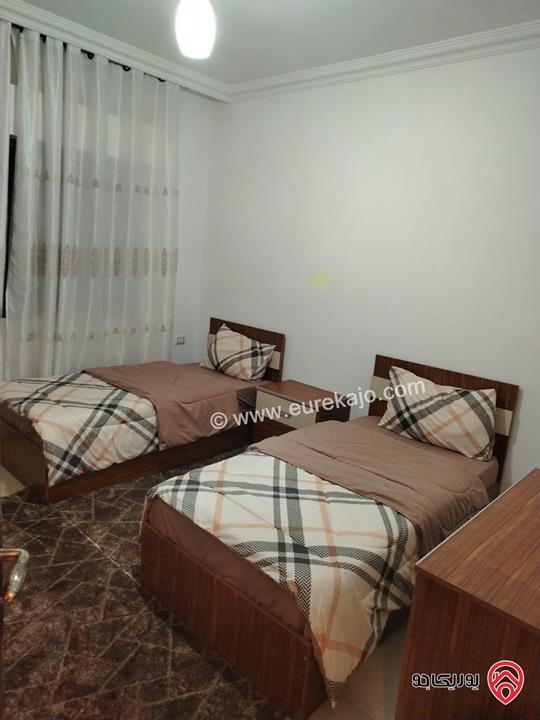 شقة مفروشة طابق أول مساحة 120م للايجار في عمان - الجبيهة 