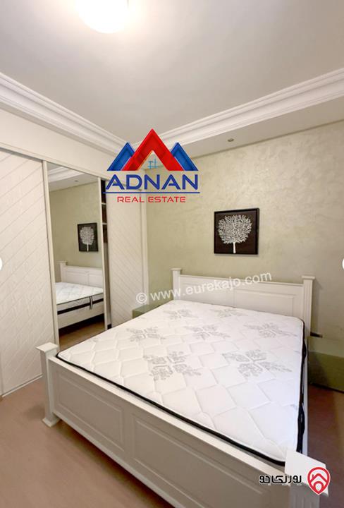 شقة ارضية مفروشة مساحة 200م داخلي و 300م خارجي للايجار في عمان - عبدون