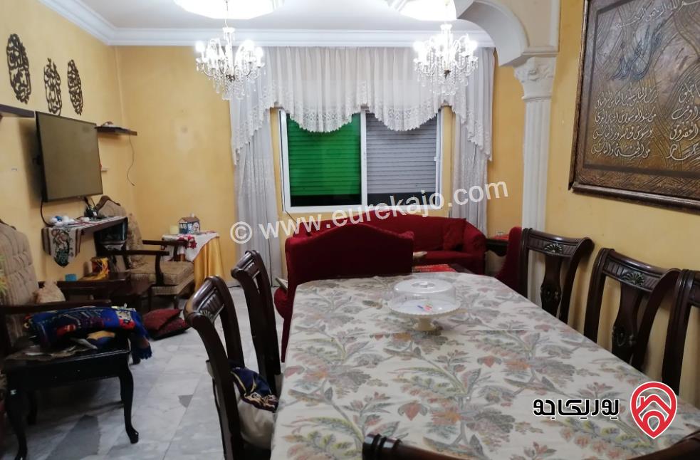 شقة مساحة 130م طابق ثاني للايجار مفروشة في عمان - ضاحية الرشيد	