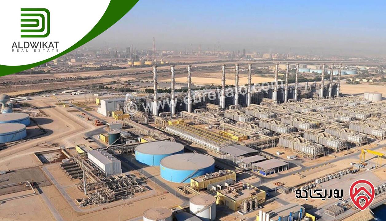 ارض للبيع في عمان - القسطل/المشتى مساحتها 4560م نسبة البناء 60% موقع مميز