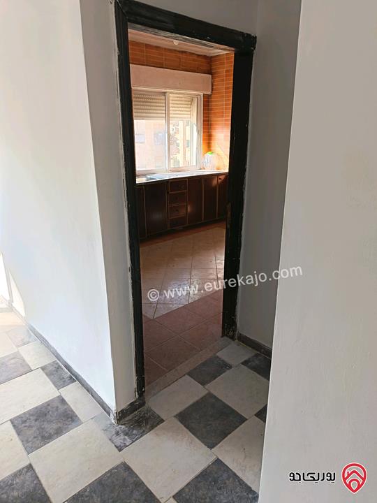 شقة طابق رابع مساحة 145م للايجار في عمان - ضاحية الأقصى