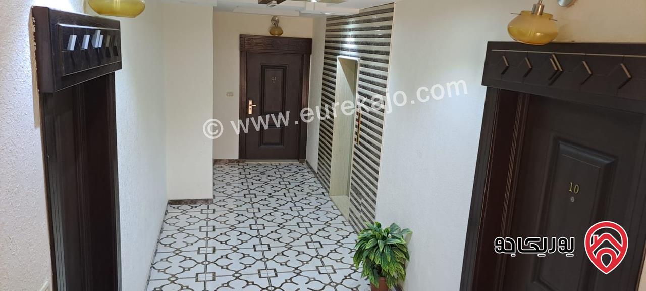 شقة ارضية مساحة 180م داخلي و 40م خارجي للبيع في عمان - ربوة عبدون  