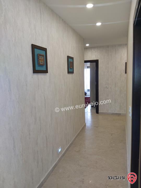 شقة أرضية طابقية مفروشة مساحة 302م داخلي و 70م خارجي للايجار في عمان - دير غبار