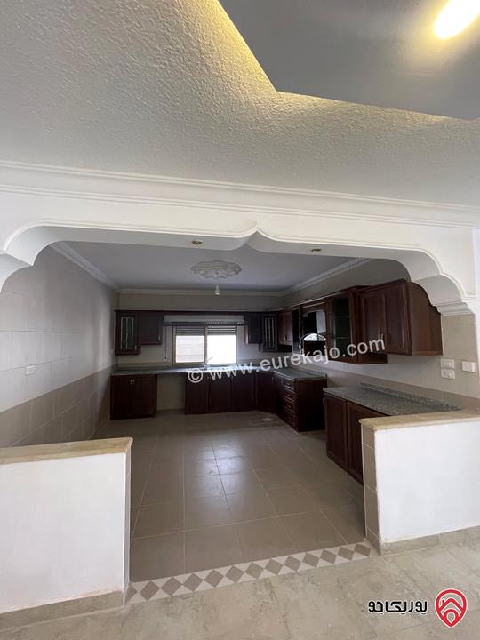 شقة سوبرديلكوس للبيع في الزرقاء- الزرقاء الجديدة مساحة 170م ط3 