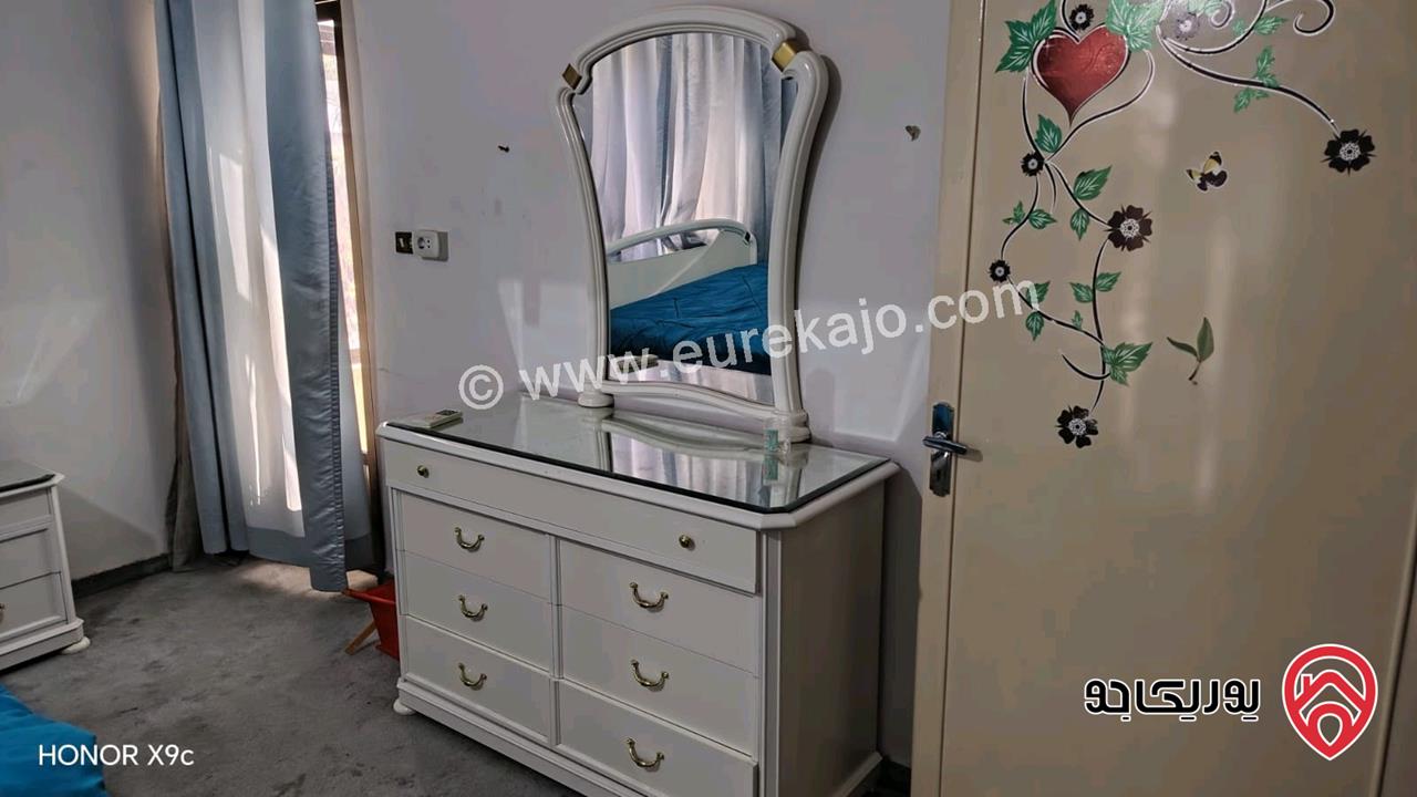 شقة مفروشة كبيرة مساحة 200م للايجار في عمان - ام اذينة