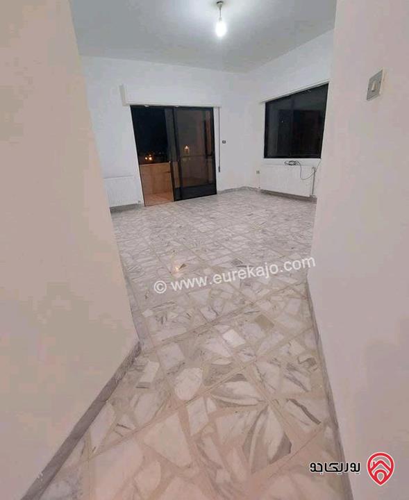 شقة فارغة مساحة 150م طابق أول للايجار في عمان - الجبيهة