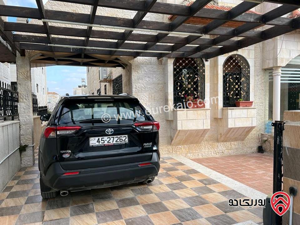 فيلا مساحة 650م على أرض 547م للبيع في عمان - طبربور عند مستشفى الملكة علياء