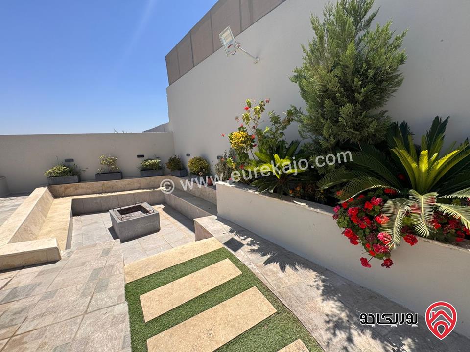 مزرعة مميزة للبيع في الصبيحي/ السلط مساحة الارض 3510م البناء 700م موقع اطلالة