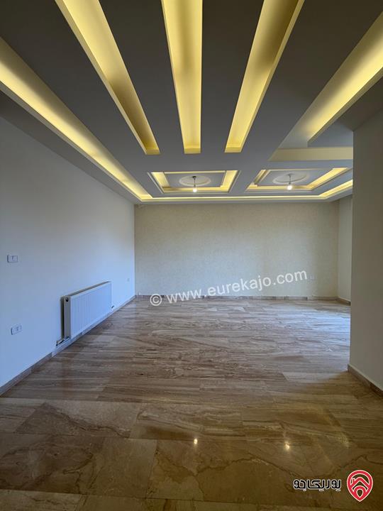 شقة طابق اول مساحة 150 متر للبيع في عمان - الجبيهة / حي المنصور 