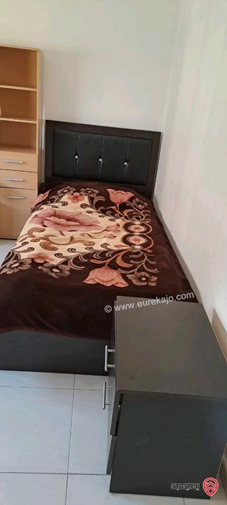 شقة مفروشة مساحة 170م طابق ثالث للايجار في عمان - تلاع العلي 