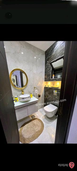 شقة طابق ثالث دوبلكس مساحة 330م للبيع في عمان - طريق المطار