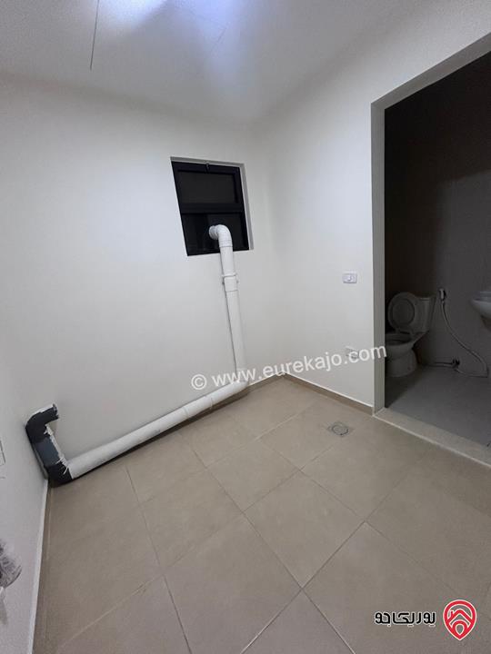 شقة ارضية فارغة مساحة 210م للايجار في عمان - عبدون