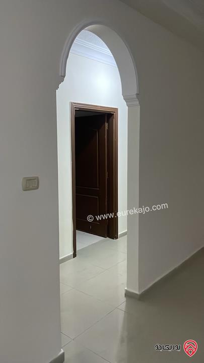 شقة مساحة 150م طابق أول للايجار في عمان - الجبيهة