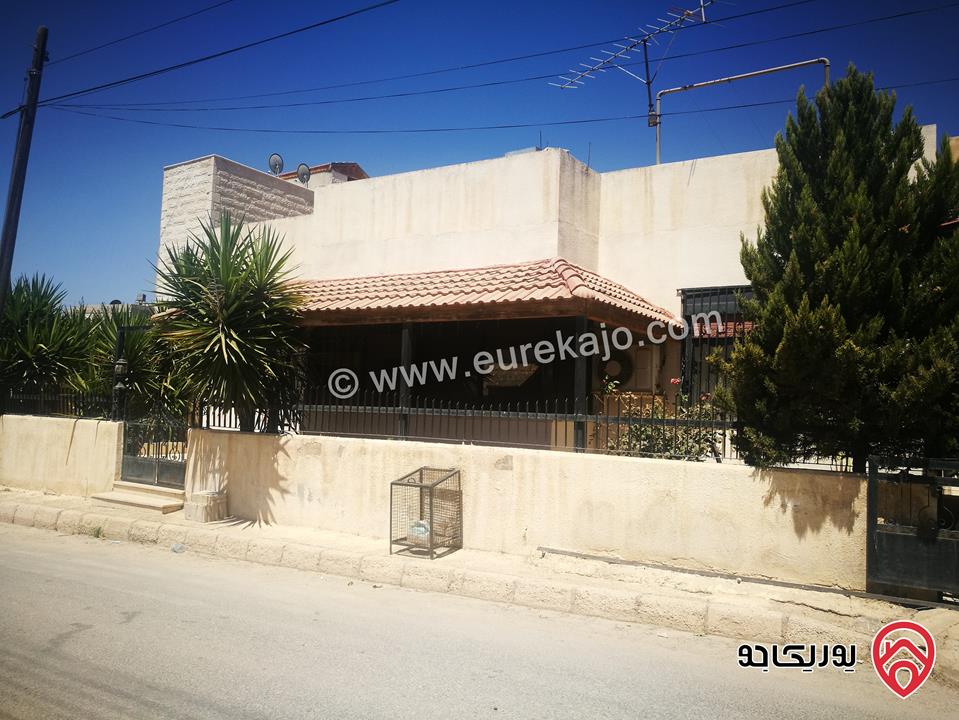 منزل مستقل مساحة الأرض 375م والبناء 180م للبيع في عمان منطقة طبربور - اسكان القوات المسلحة