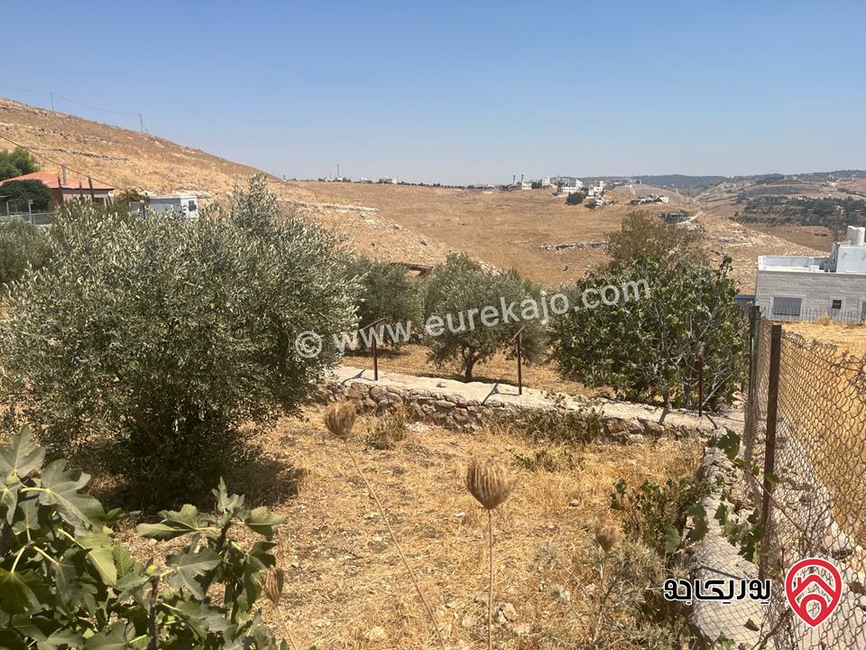 أرض مساحة 3 دونم و 600م للبيع في السلط