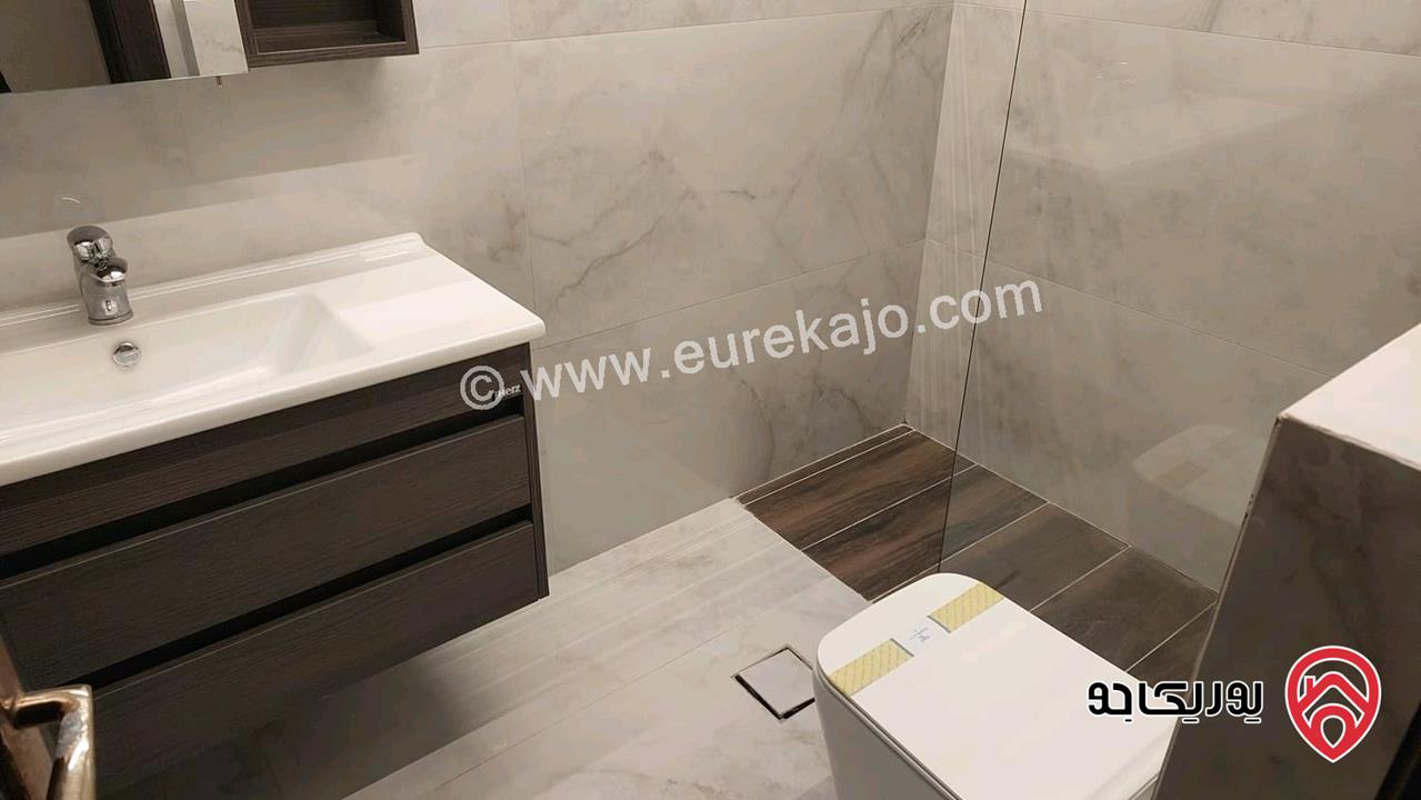 شقة مميزة طابق ثاني مساحة 196م للبيع في عمان - خلدا