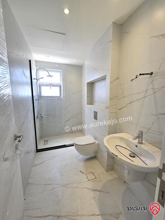 شقة مساحة 130م طابق أول للبيع جديدة و فخمة في عمان - عبدون 